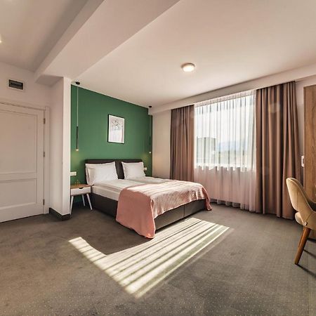 Saga Rooms فيكتوريا المظهر الخارجي الصورة