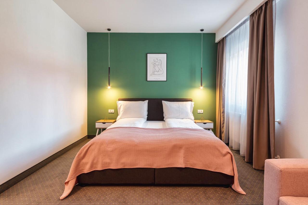 Saga Rooms فيكتوريا المظهر الخارجي الصورة